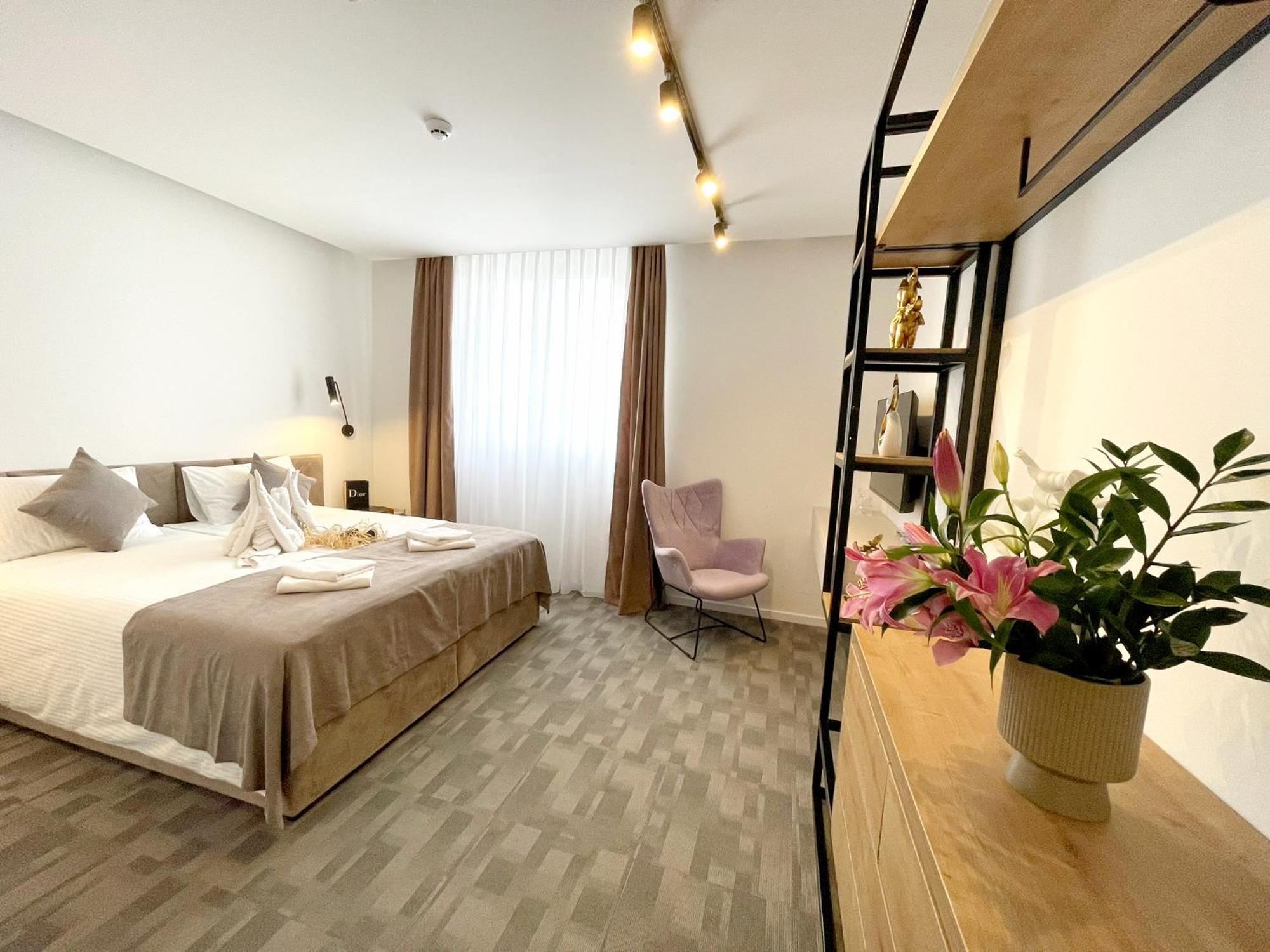 Hotel Npl Code Naselje Starosjedilaca Esterno foto